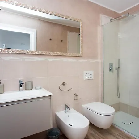 Casa Pompelmo * ليباري