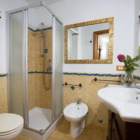 Casa Pompelmo * Липари